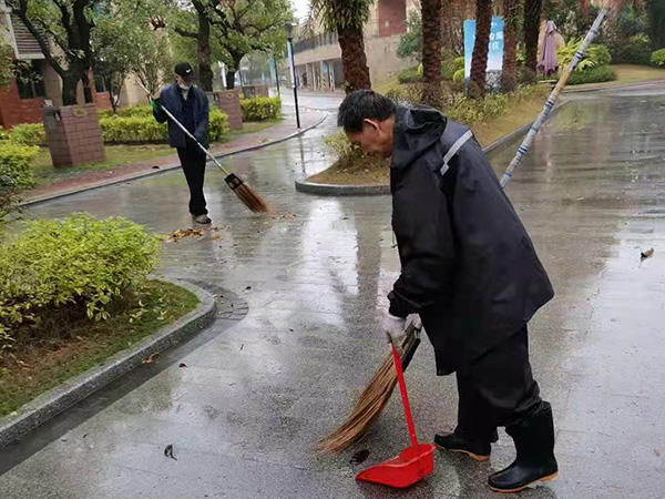 優(yōu)質(zhì)日常保潔，營(yíng)造每日清新舒適的生活環(huán)境